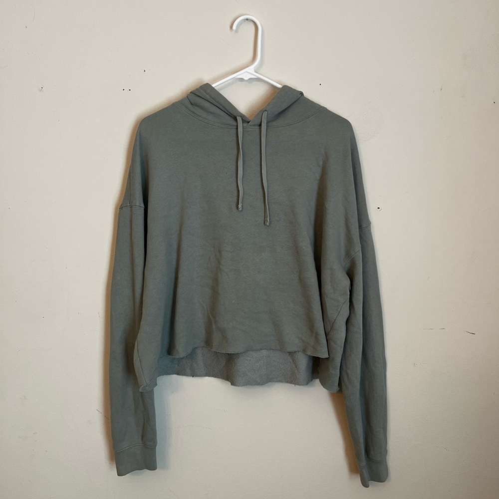 Oversized cropped gym hoodie sage green color good condition